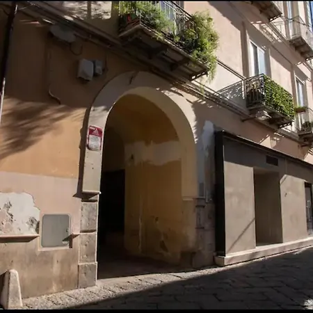 Exclusive Location Appartamento *